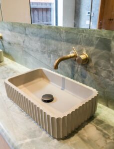 2e52a4b8e35afd41fa2e61ebcb364b81_