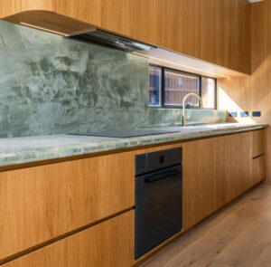 624b6cb68cd539996e6186c66a596ff7_